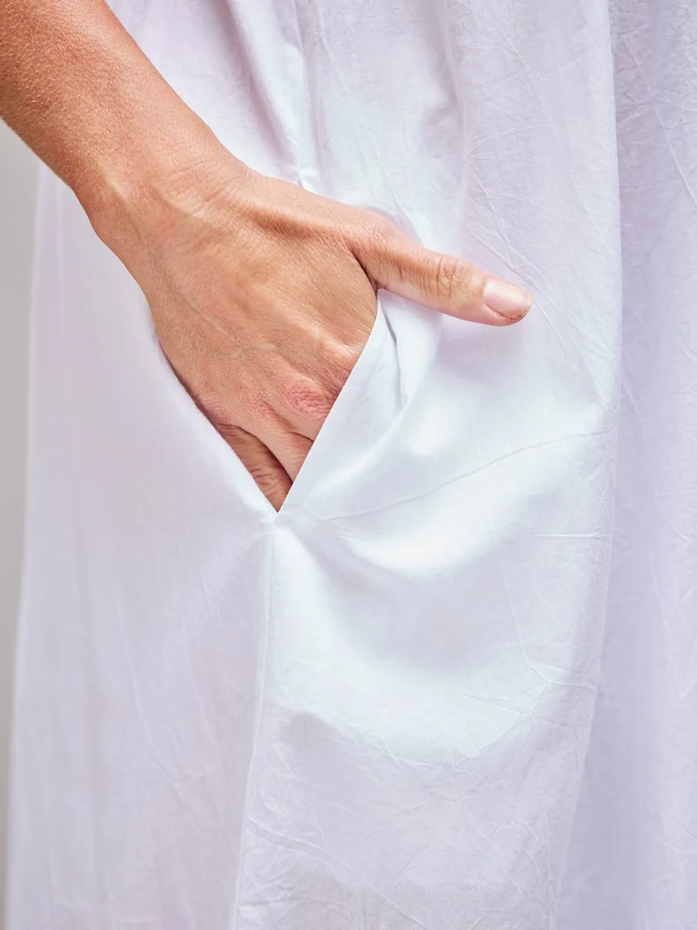 April Cornell Adeline White Nighty- Robes, Nightgowns & Dresses