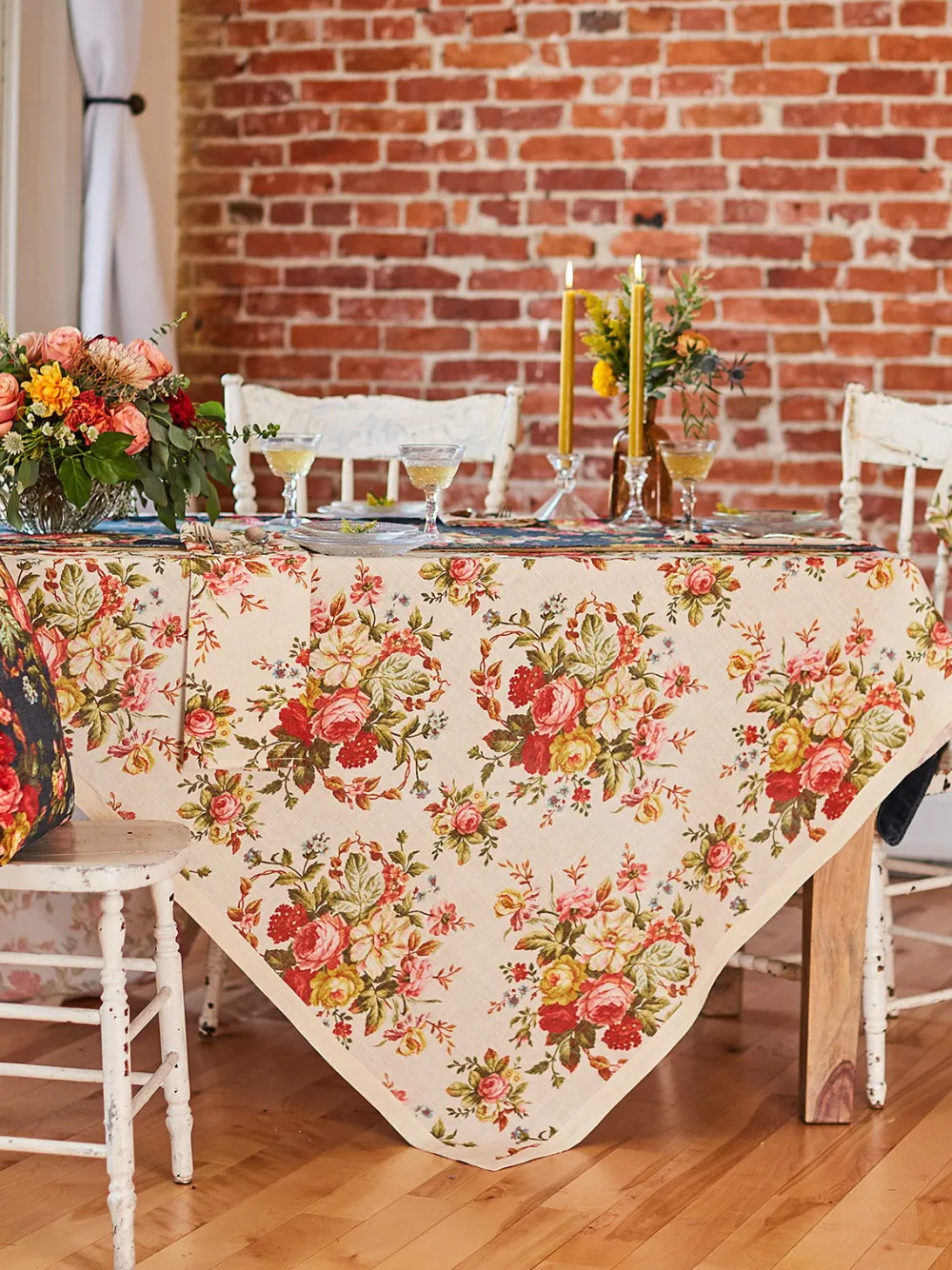April Cornell Cassandra Antique Tablecloth, 54" x 90"- Tablecloths