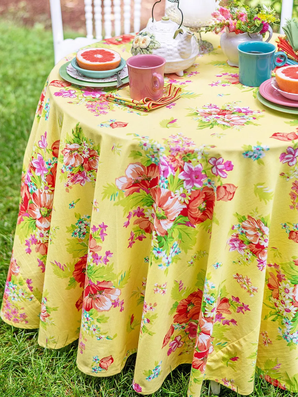 April Cornell Charming Sunshine Round Tablecloth, 88"- Tablecloths