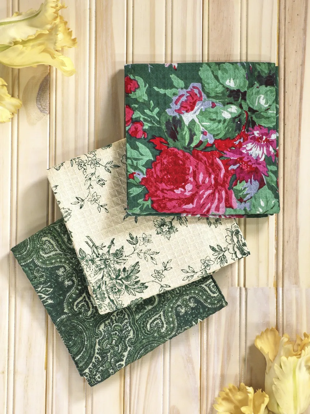 April Cornell English Ivy Patchwork Tea Towel Bundle- Tea Towels