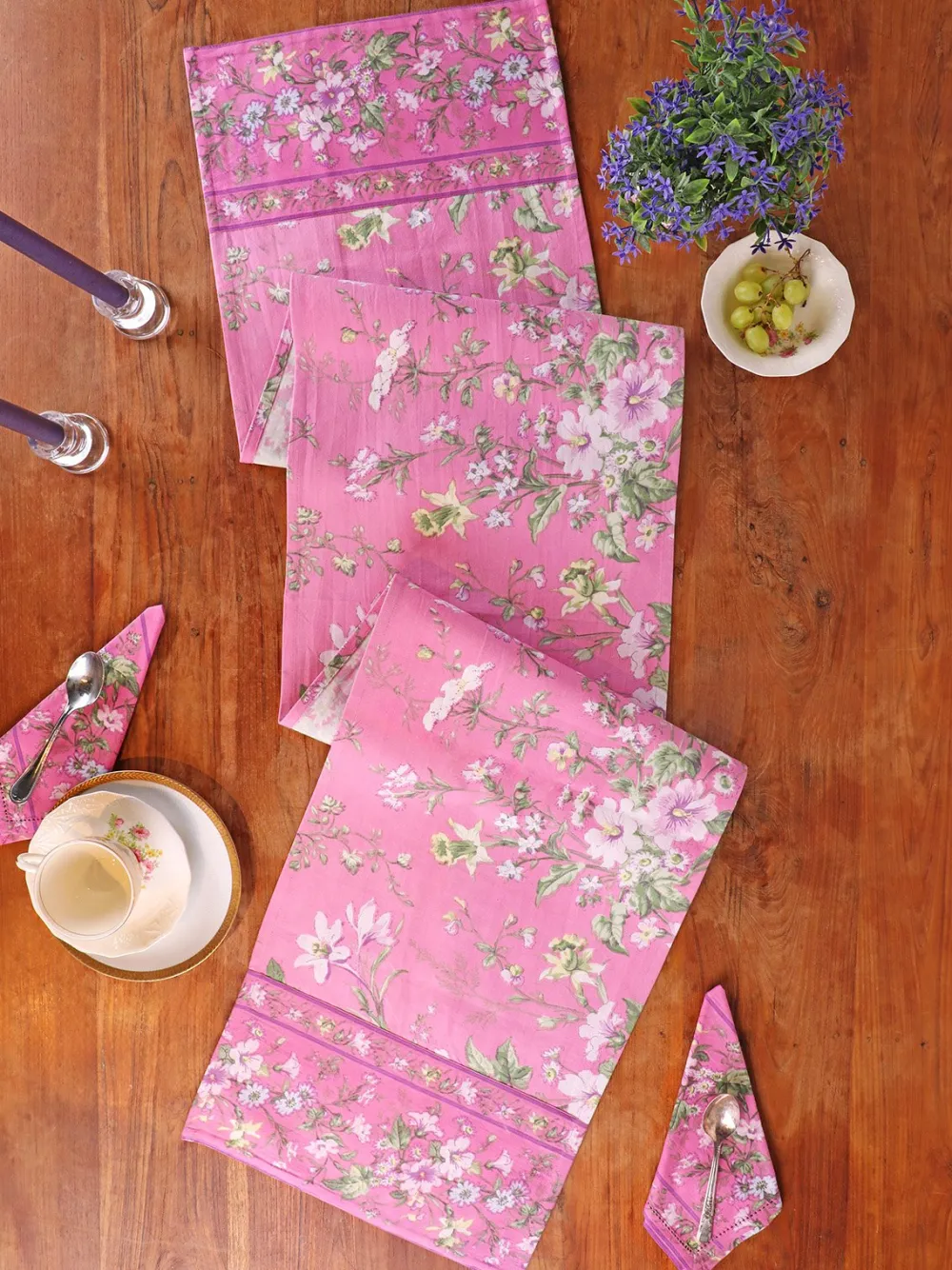 April Cornell Graceful Garden Rose Table Runner- Table Runners