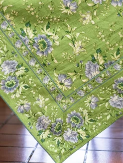 April Cornell Music Square Tablecloth in Jade, 54