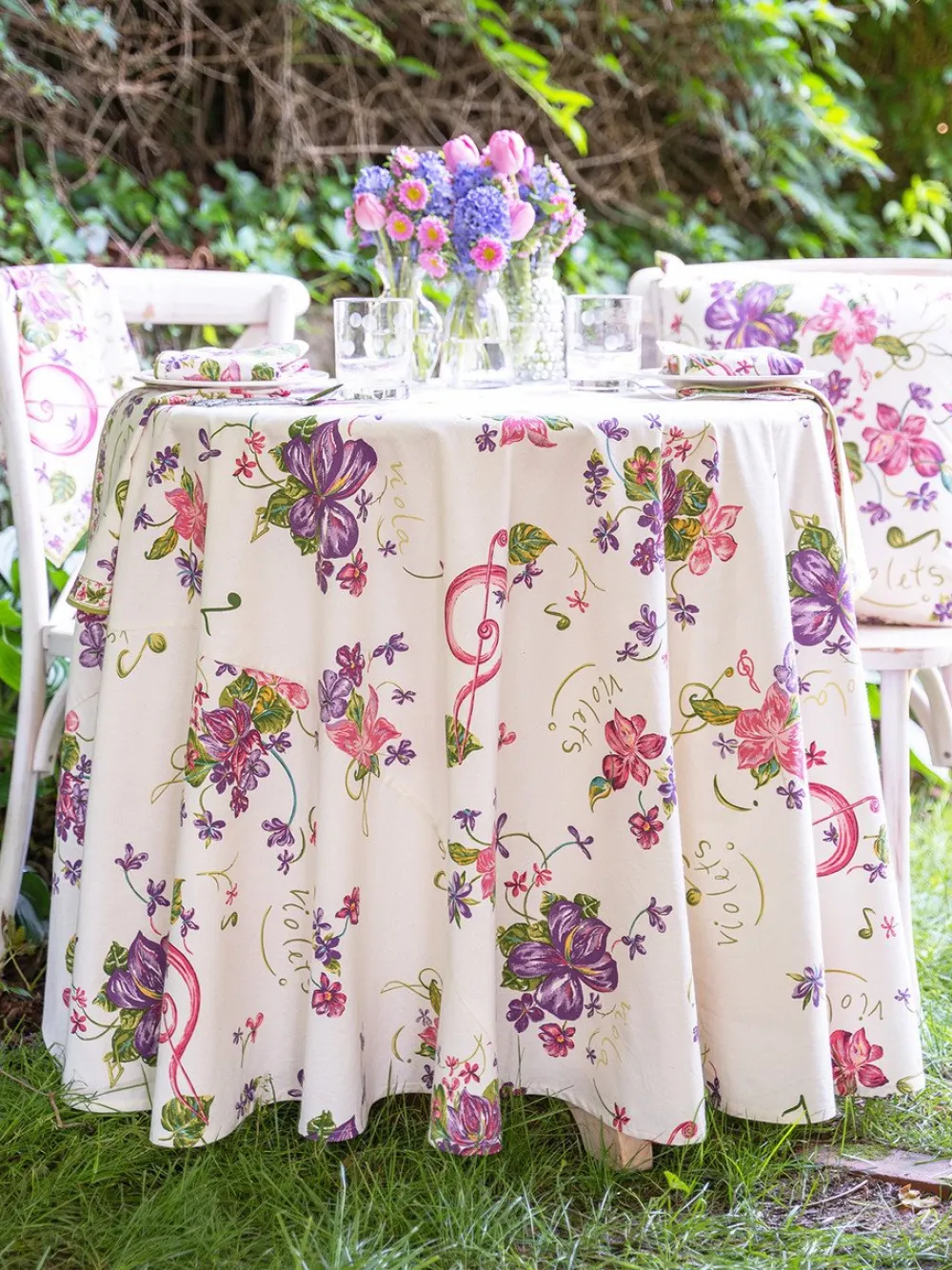 April Cornell Violets Ecru 88" Round Tablecloth- Tablecloths