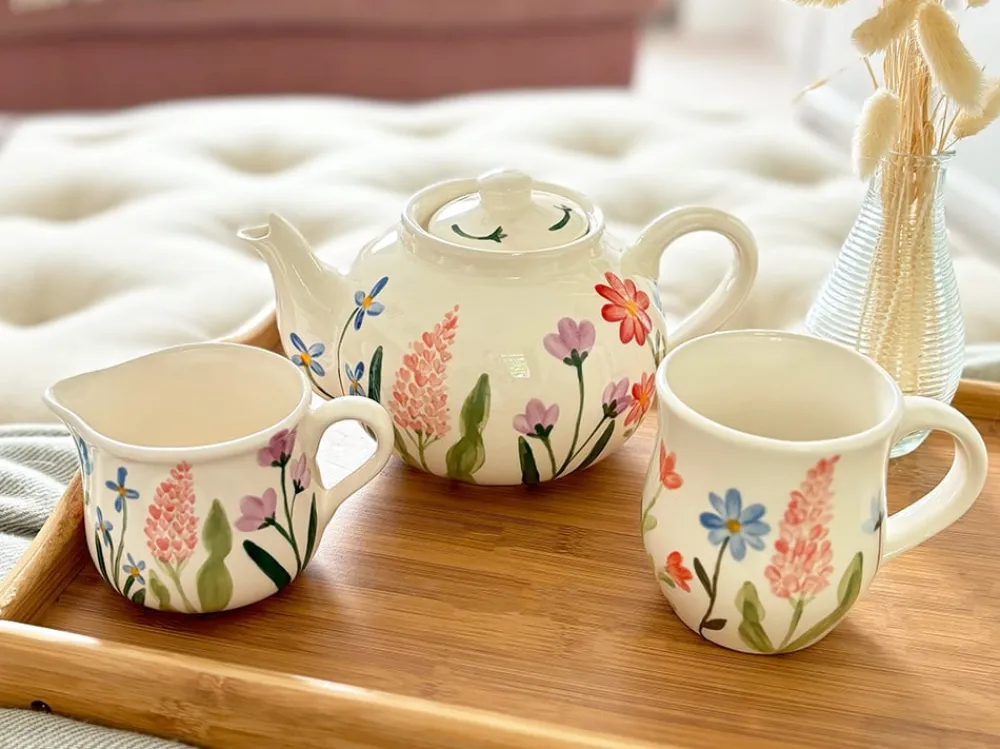 Ceramic Inspirations Wildflower Curved Mug- Assorted Mugs