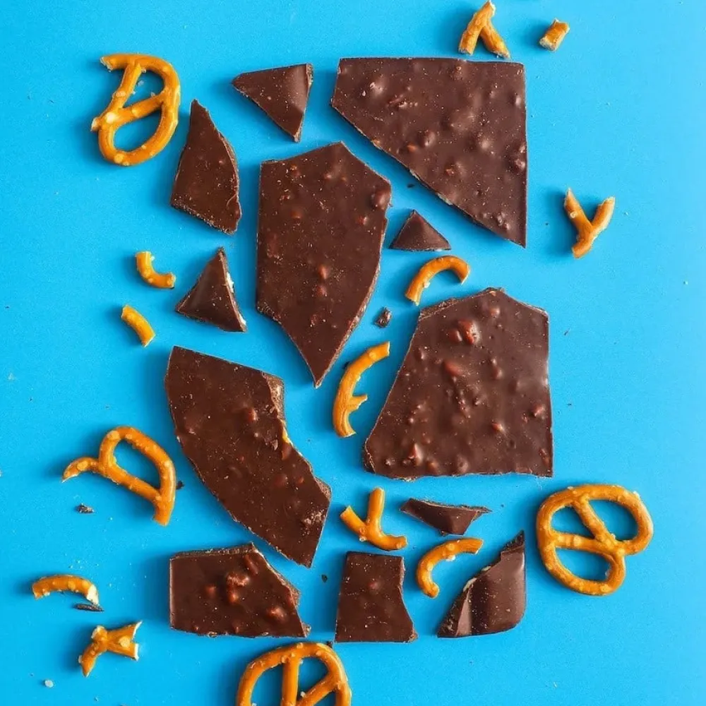 Hip Salty Pretzels Oat Milk Chocolate Bar- British Chocolate