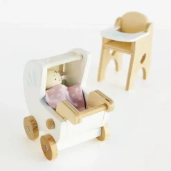 Le Toy Van Dolls House Nursery & Baby Set- Toys