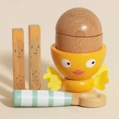 Le Toy Van Egg Cup & Soldiers- Toys