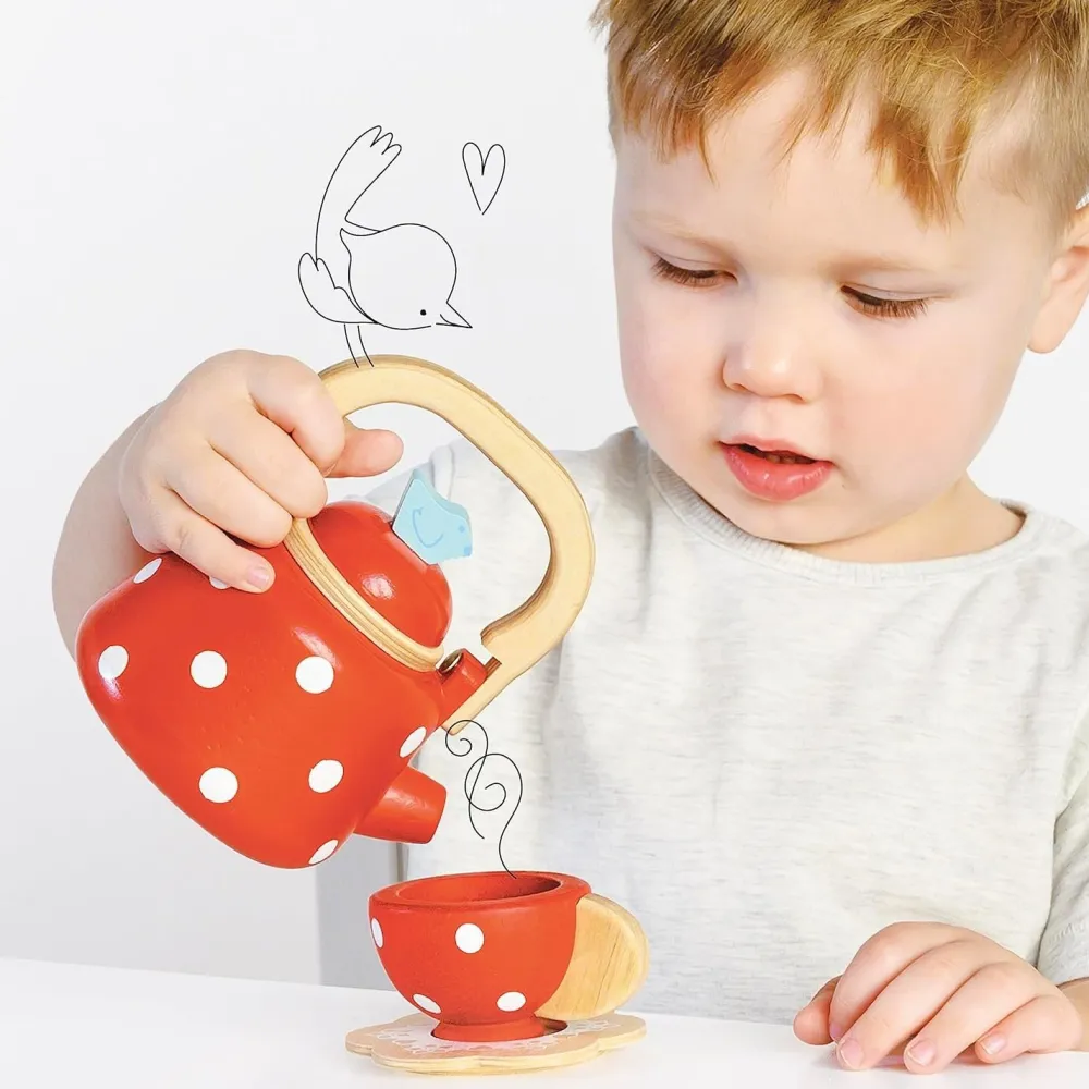 Le Toy Van Honeybake Dotty Kettle- Toys