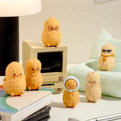 Peanut Familia Figure Blind Box- Toys