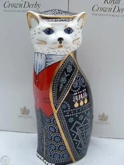 Royal Crown Derby Diamond Jubilee Pearly Cat Paperweight, Queen- Home Accents|Royal Crown Derby Figurines