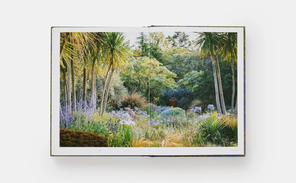 The English Gardener's Garden- Books