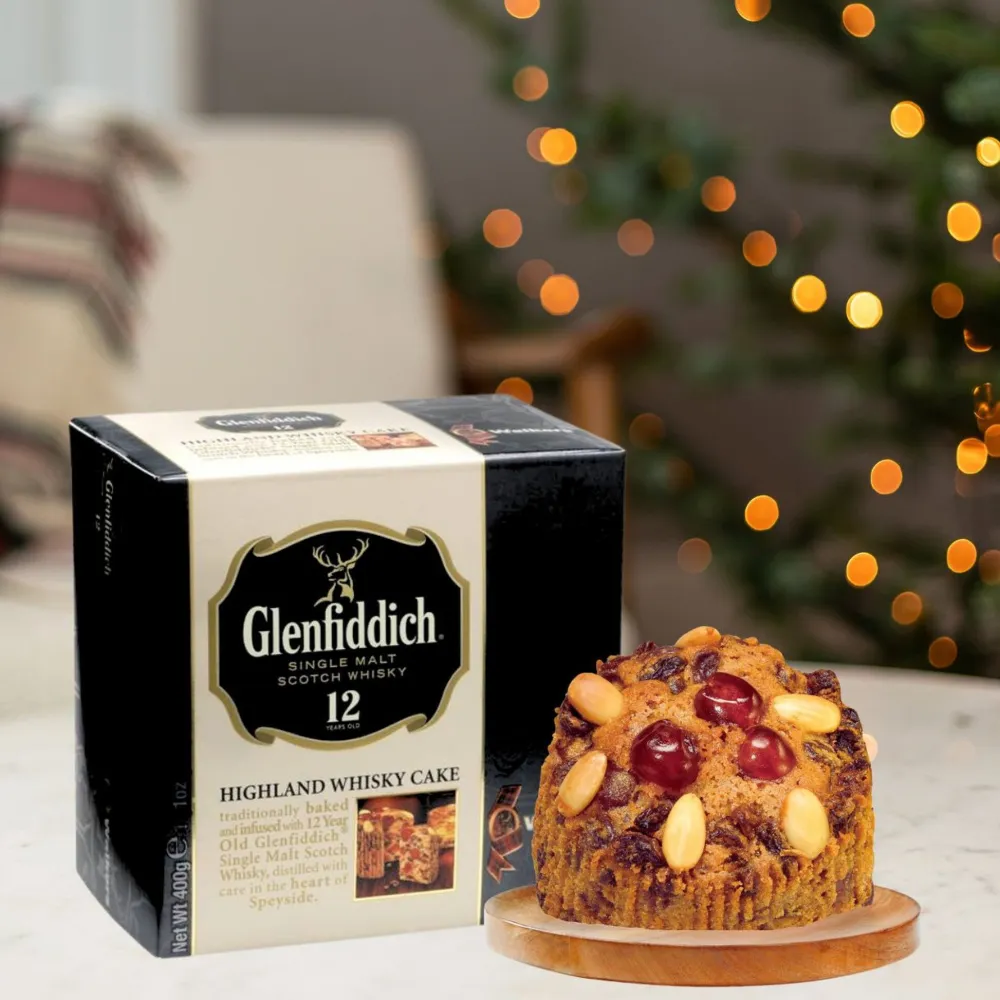 Walker's Shortbread Co. Glenfiddich Whiskey Cake 400g- Cakes & Pies