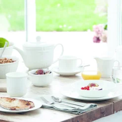 Wedgwood Nantucket Basket Covered Sugar- Creamers & Sugar Bowls