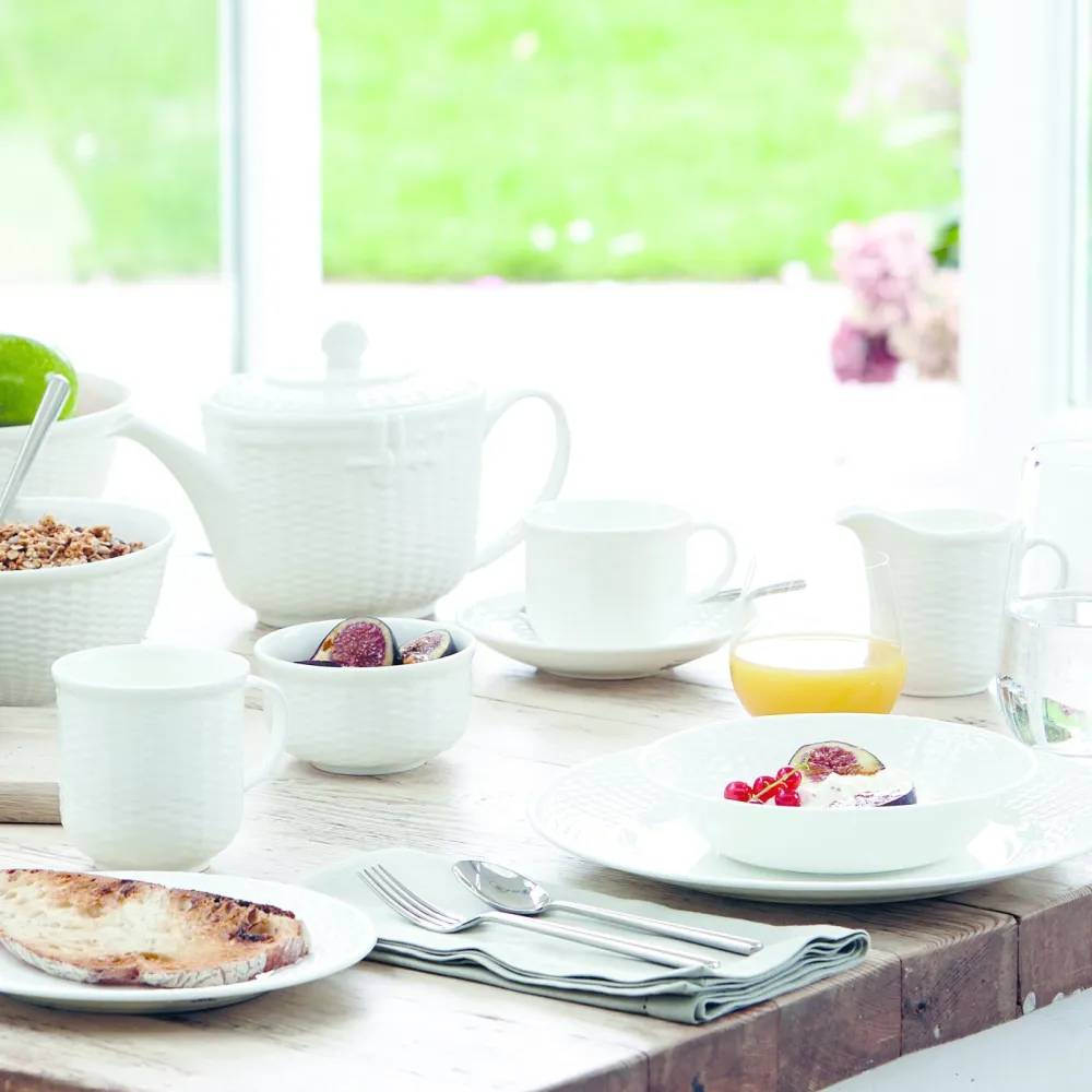 Wedgwood Nantucket Basket Covered Sugar- Creamers & Sugar Bowls