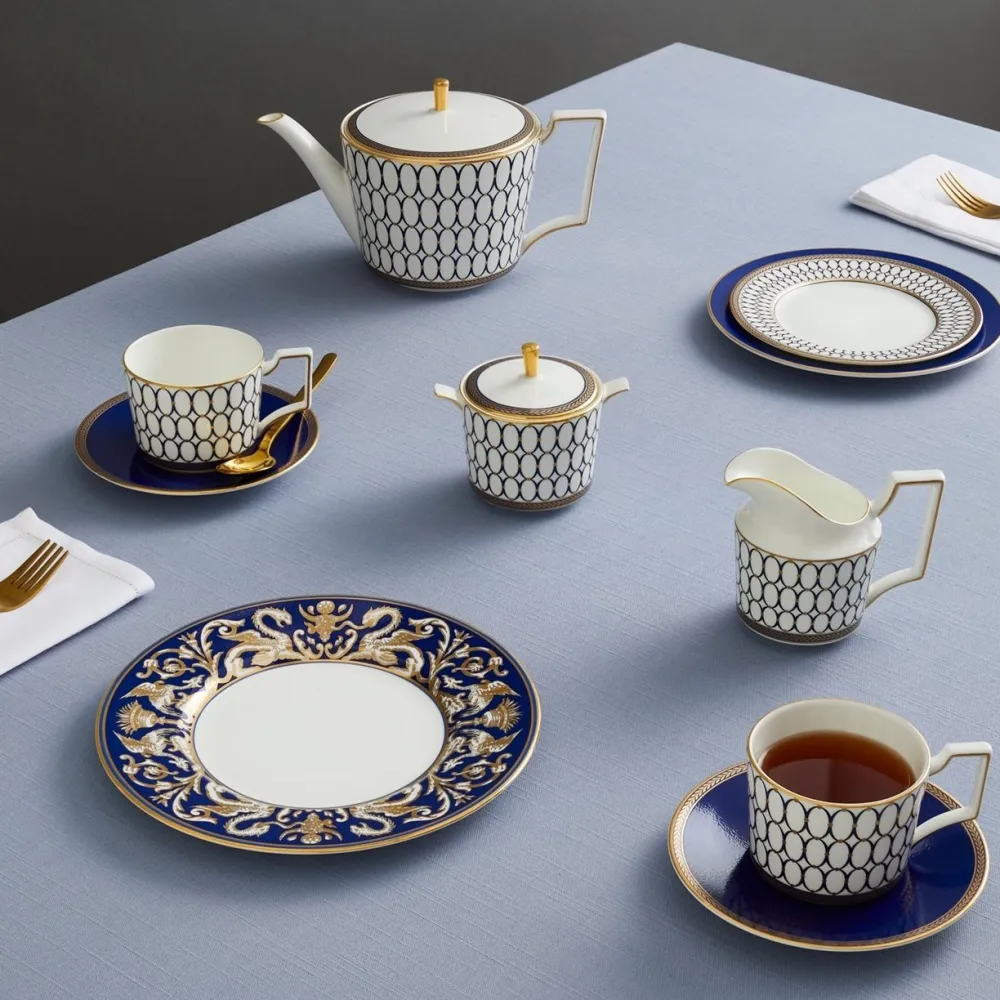 Wedgwood Renaissance Gold Sugar Caddy- Creamers & Sugar Bowls